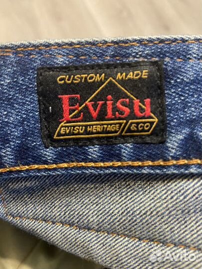 Джинсы evisu широченные