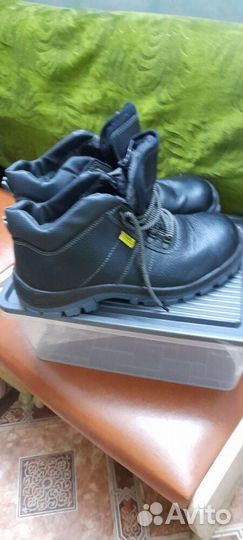 Ботинки мужские зимние 43 размер новые