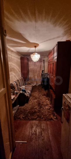 Комната 12,8 м² в 5-к., 1/5 эт.