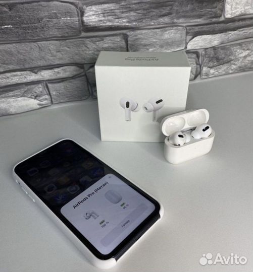 AirPods Pro VS