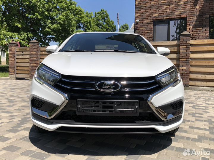 LADA Vesta 1.6 МТ, 2023, 30 км