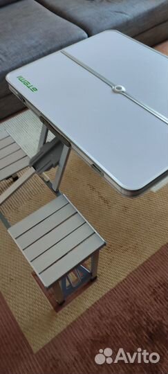 Туристический стол со стульями