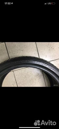 Pirelli P Zero 235/35 R20