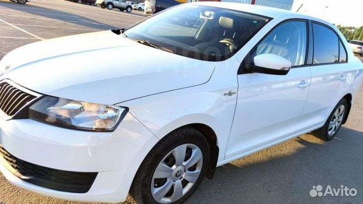 Skoda Rapid 1.6 AT, 2019, 70 000 км