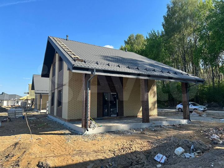 Дом 165 м² на участке 8 сот.