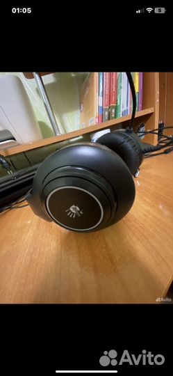 Игровые наушники с микрофоном новые