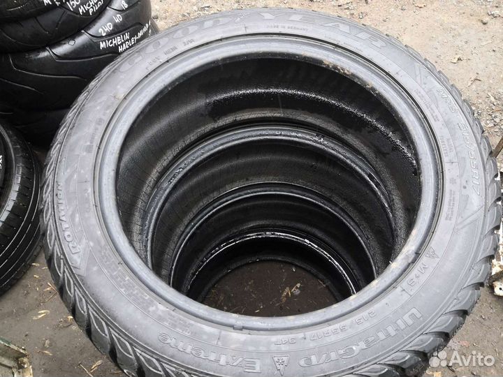 Goodyear UltraGrip Extreme 215/55 R17