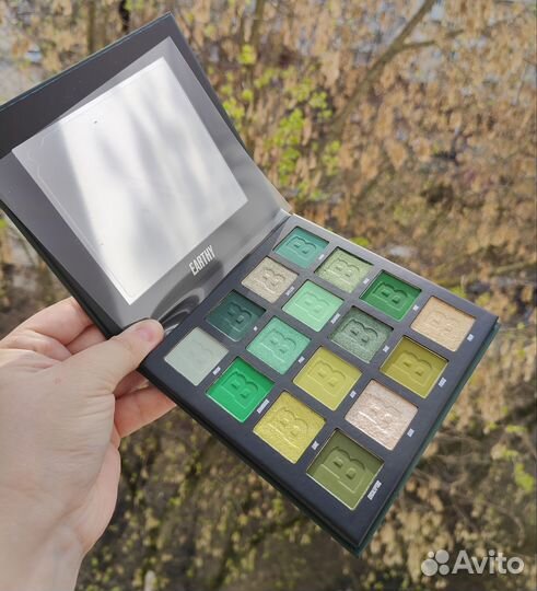 Beauty bay earthy 16