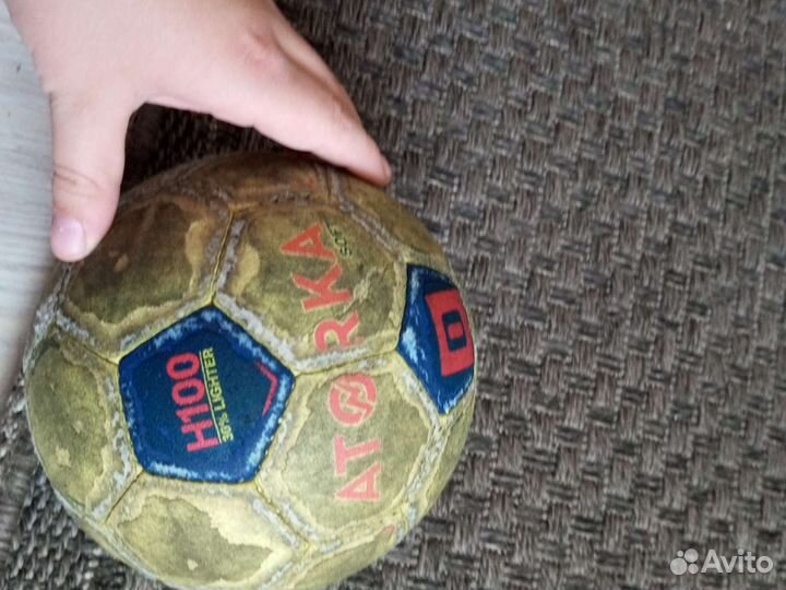 Гандбольный мяч