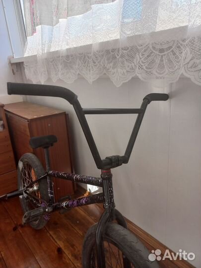 Продам трюковой велосипед BMX (Дербан)