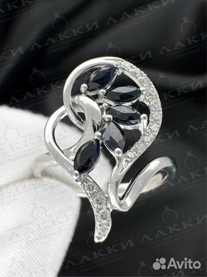 Золотое кольцо с сапфирами 585 / 2.61 гр