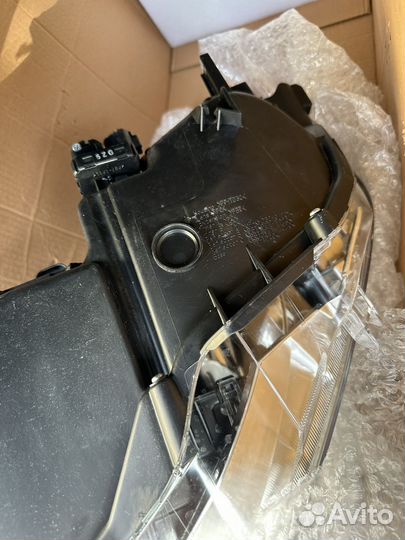 Фары на toyota camry XII XV 50 2017г 