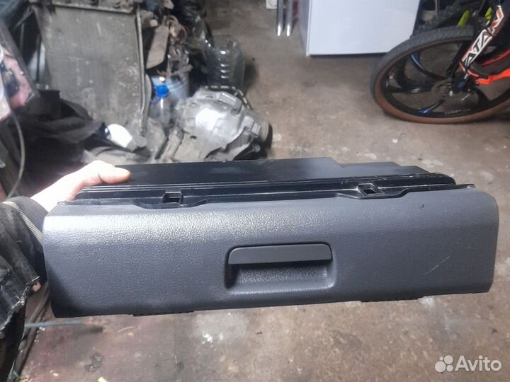 Ящик под сиденье volkswagen touran