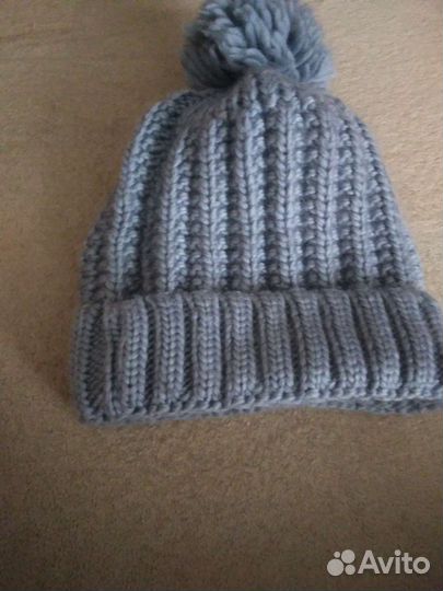Шапка женская вязаная
