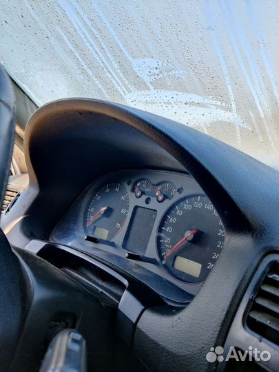 Volkswagen Bora 1.6 в разборе