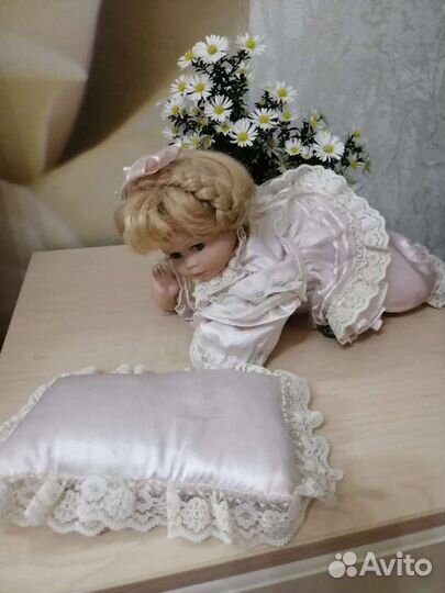 Английская фарфоровая кукла