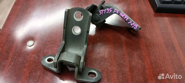 Петля двери Toyota AT190 арт 17502 верх И низ левы