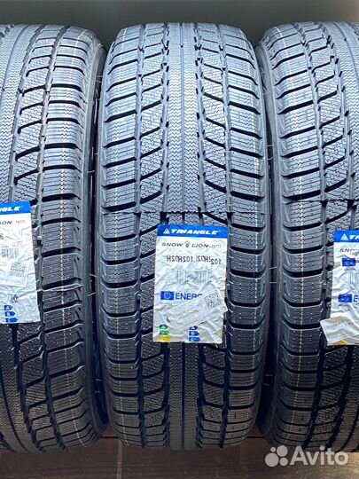 Triangle TR777 215/60 R17 96H