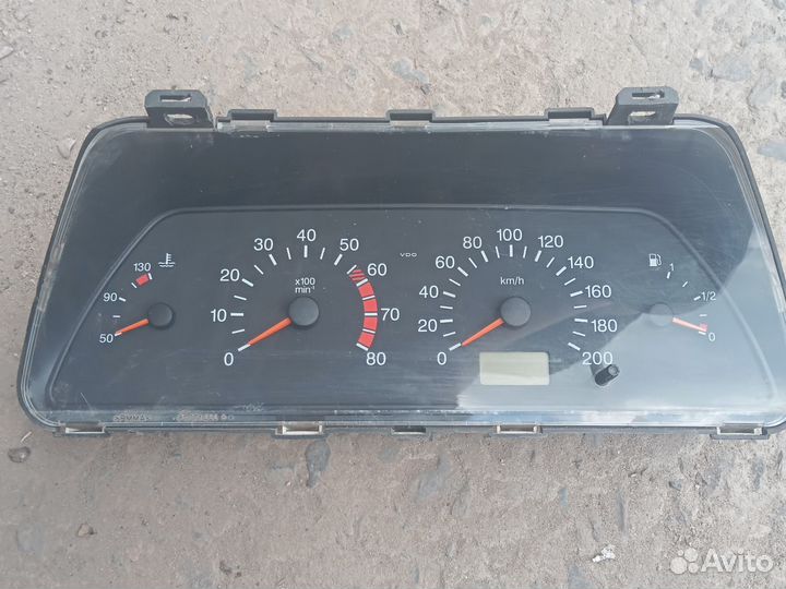 Приборная панель ваз 2110