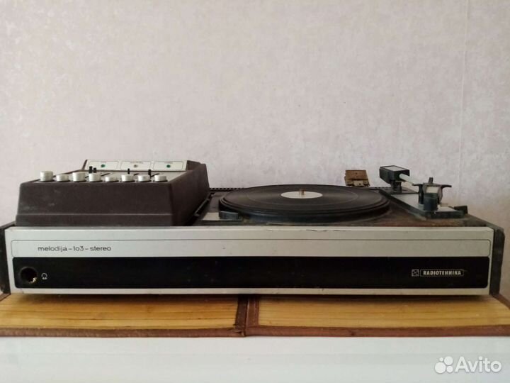 Проигрыватель винила СССР melodija-103-stereo
