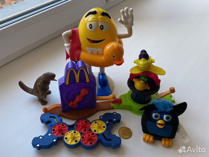 Игрушки из Макдональдса Фёрби,монета, MsM