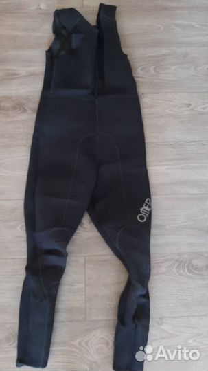 Гидрокостюм