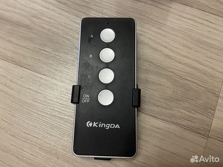 Люстра потолочная