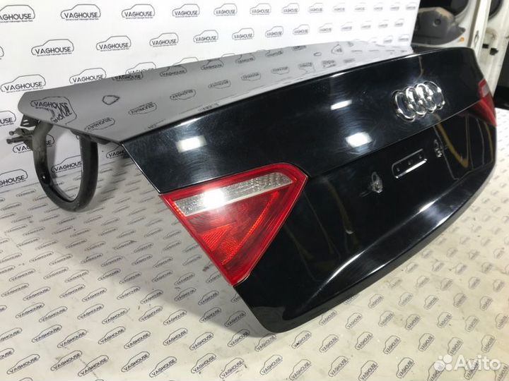 Крышка багажника Audi A5 8T 3.2 cala 2008