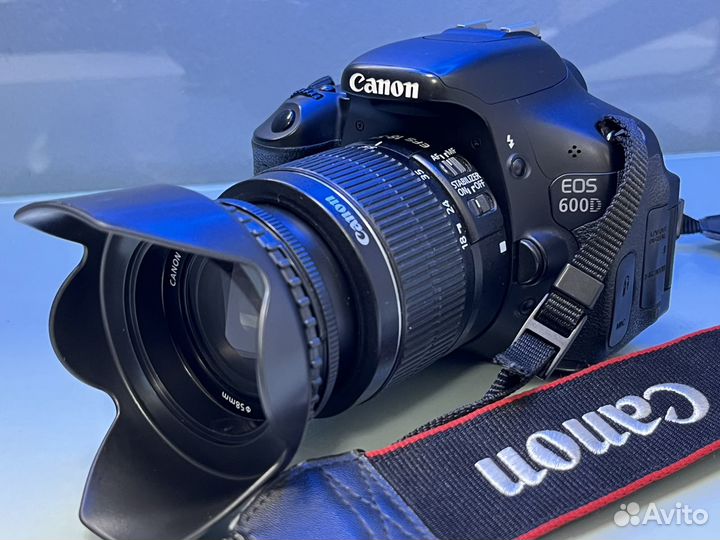 Зеркальный фотоаппарат Canon EOS 600D Kit 18-55mm