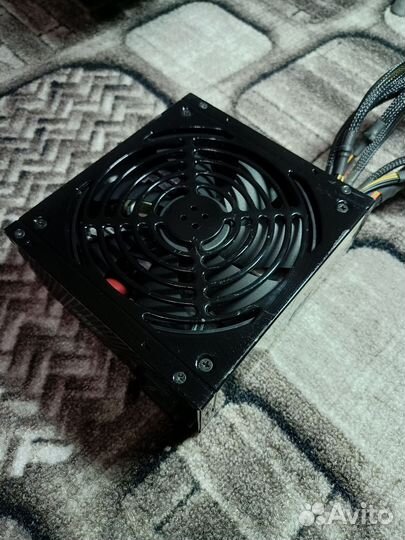 Блок питания Thermaltake 650w