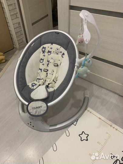 Электрокачели tommy