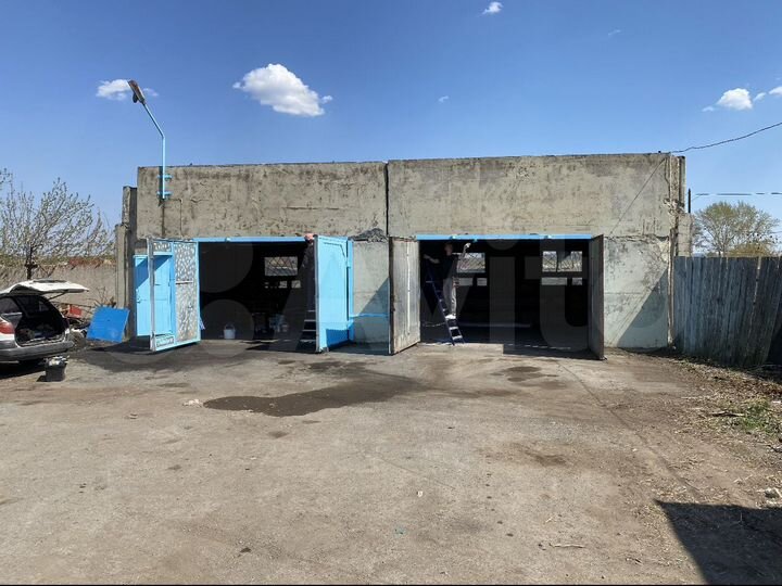 Гараж, > 30 м²
