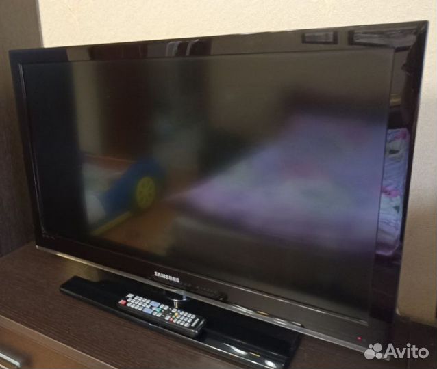 Телевизор Samsung LE37C530F1W