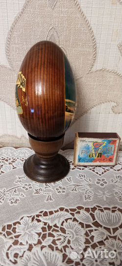Сувенирное деревянное яйцо - 