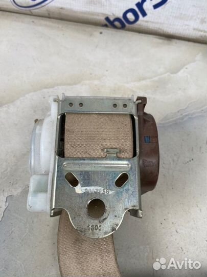 Ремень безопасности передний правый Subaru B9