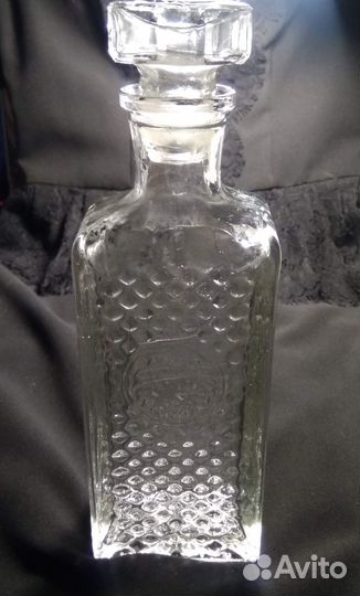 Бутылка графин кувшин штоф