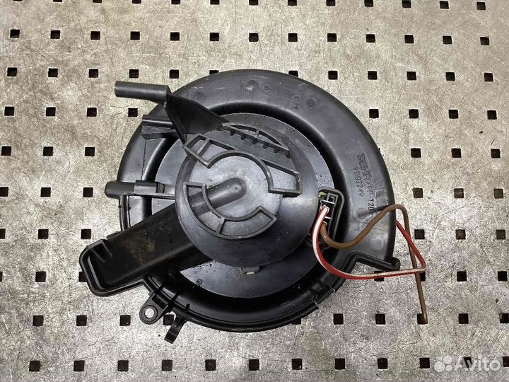 Моторчик печки Opel Zafira A