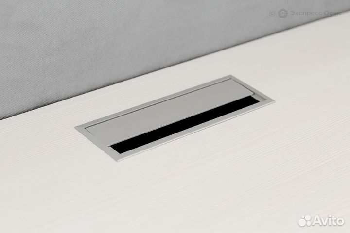 Стол-бенч на 2 рабочих места для крепления на тумб