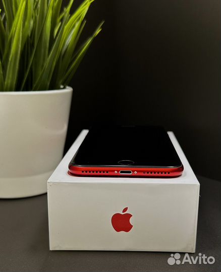 iPhone 8 Plus, 64 ГБ