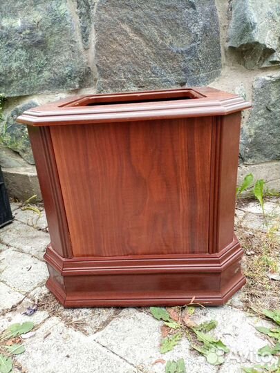 Подцветочник