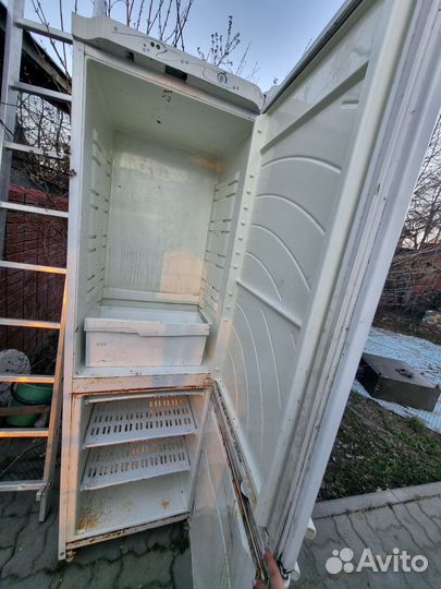 Холодильник