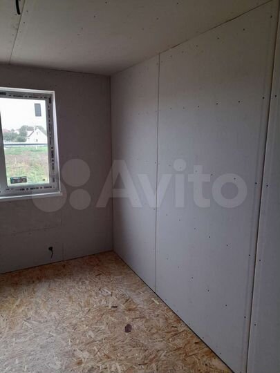 Дом 95 м² на участке 5 сот.