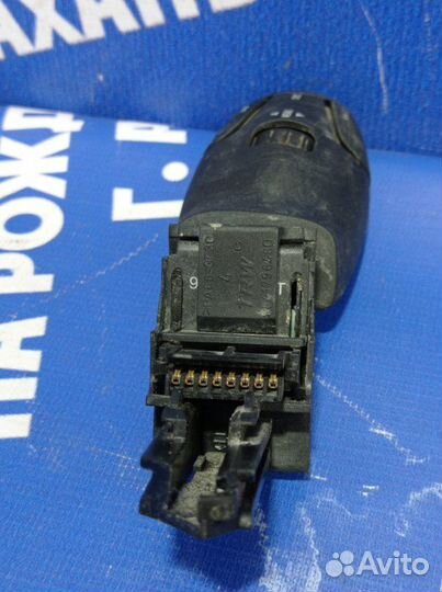 Кнопка управления магнитолой на руль Citroen