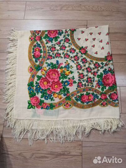 Платки и шали новые павлопасадские СССР, винтаж