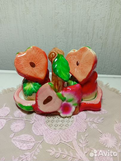 Солонка и перечница