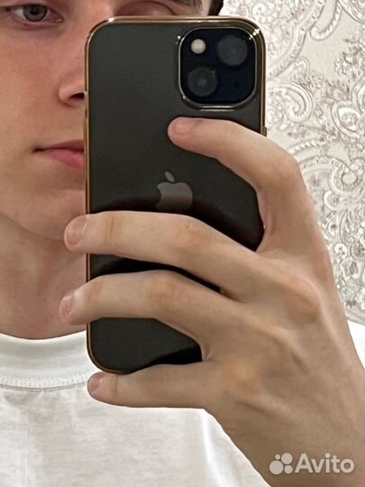 Продам Айфон 13 128 gb