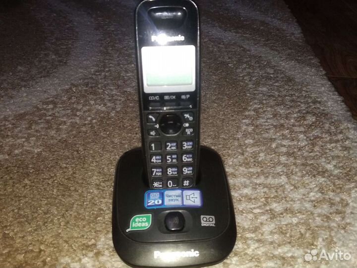 Телефон panasonic