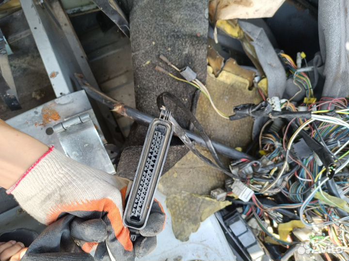 Volvo f16 проводка кабины