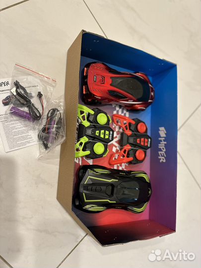 Радиоуправляемые машинки, 2 штуки в комплекте