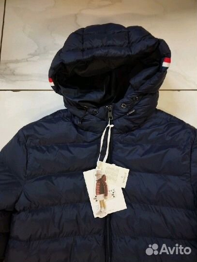 Пуховик Moncler